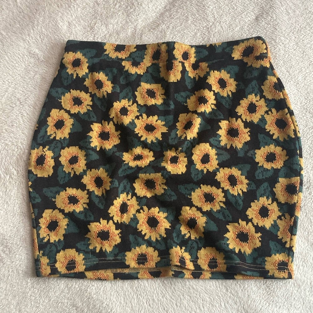 Floral Sunflower Skirt - Black and Yellow